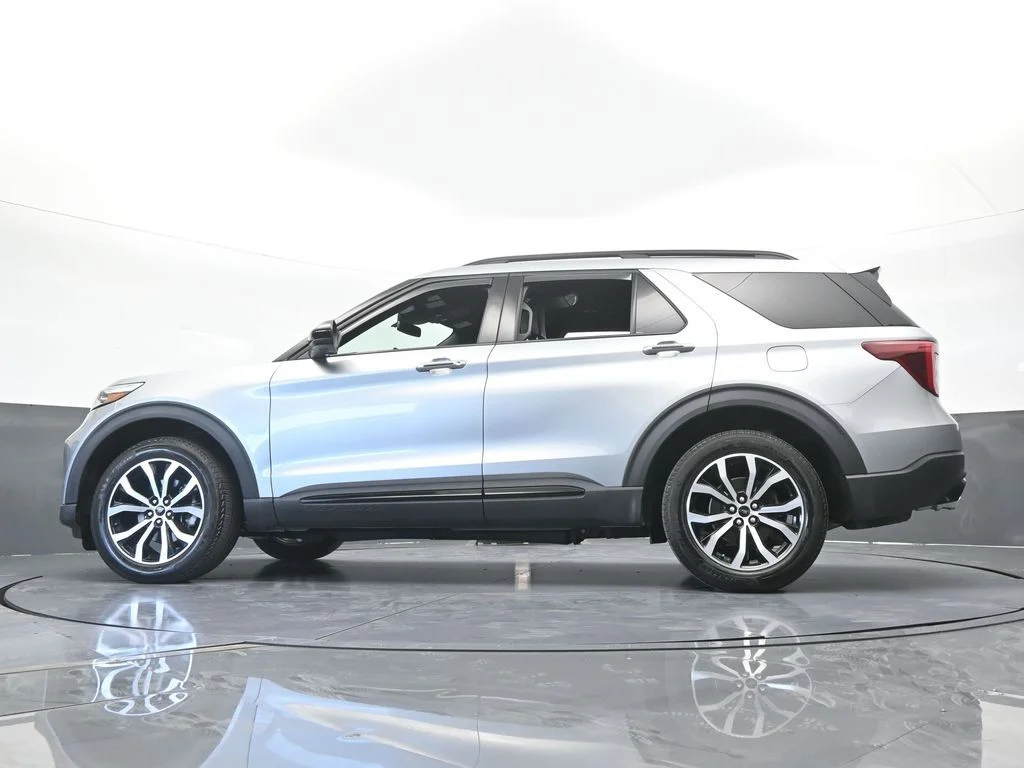 2023 Ford Explorer ST - Photo 64