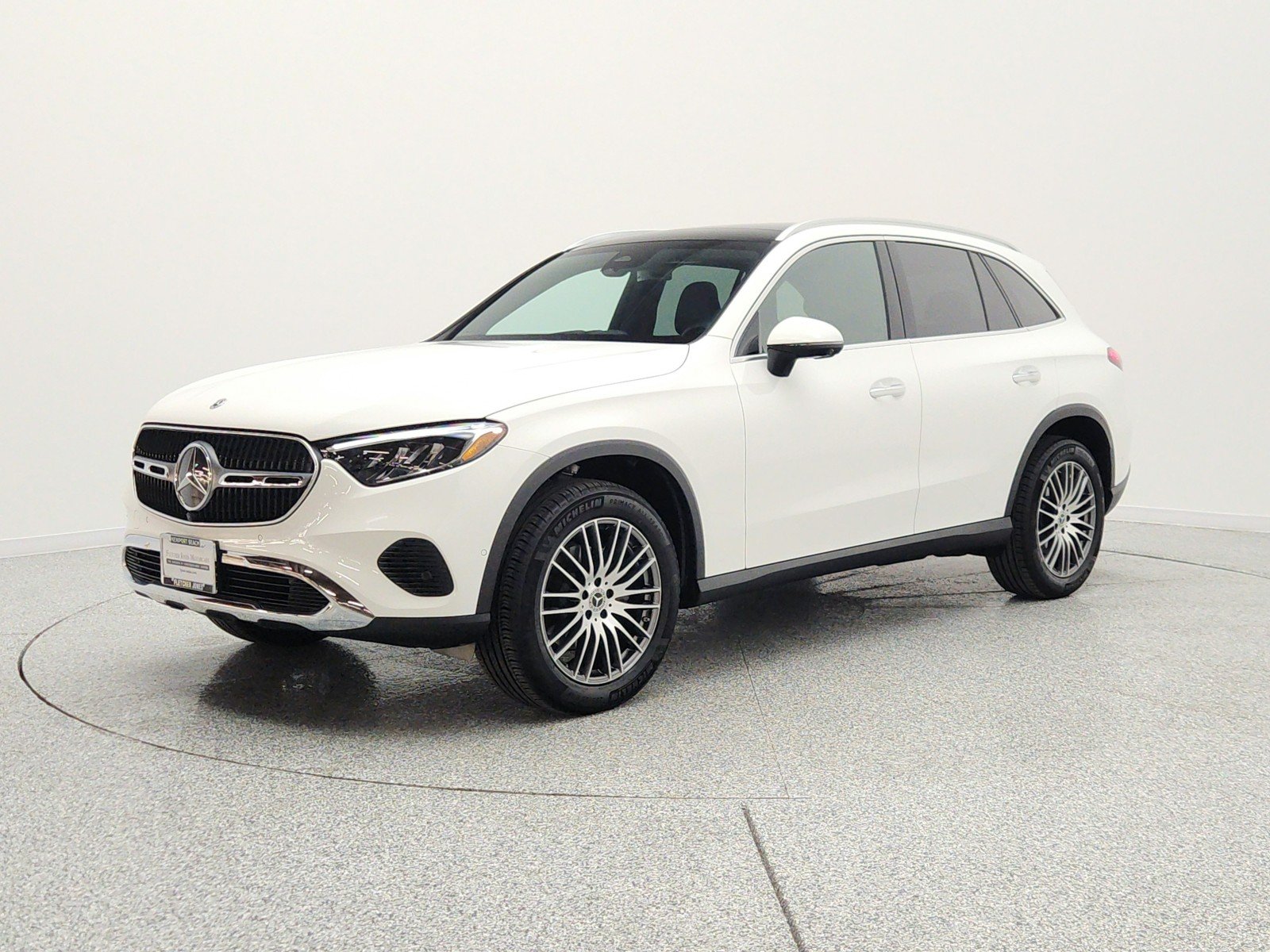 2026 Mercedes-Benz GLC GLC 300's photo