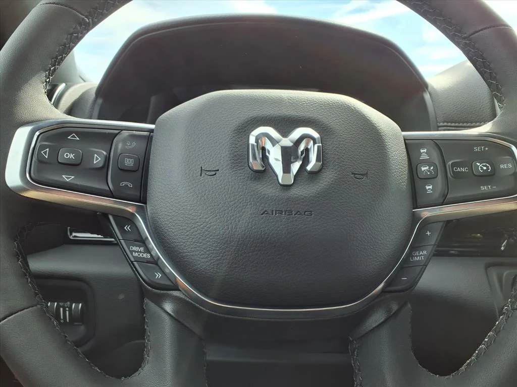 2026 RAM 1500 Laramie - Photo 17