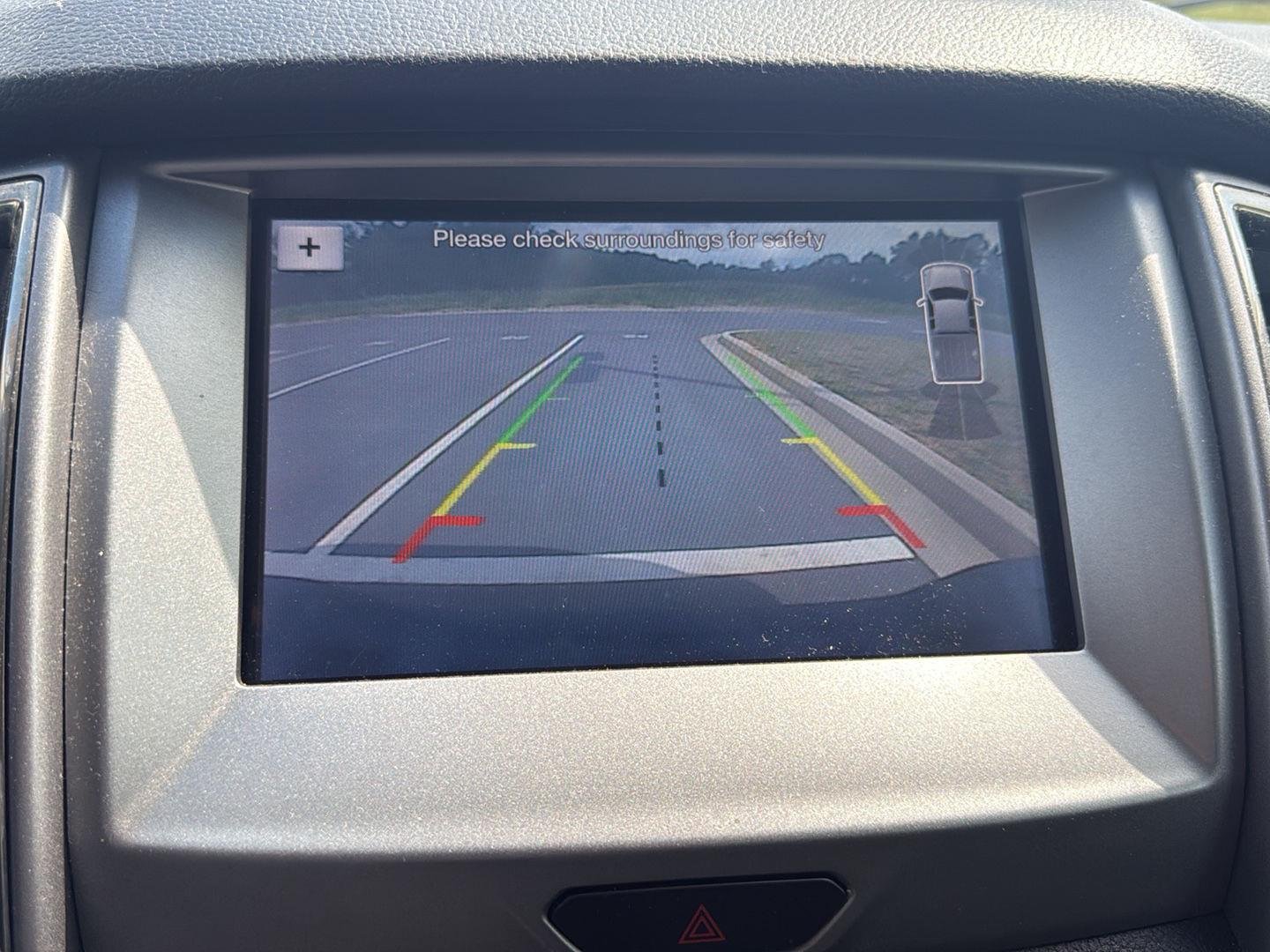 Used 2019  FORD  image 18