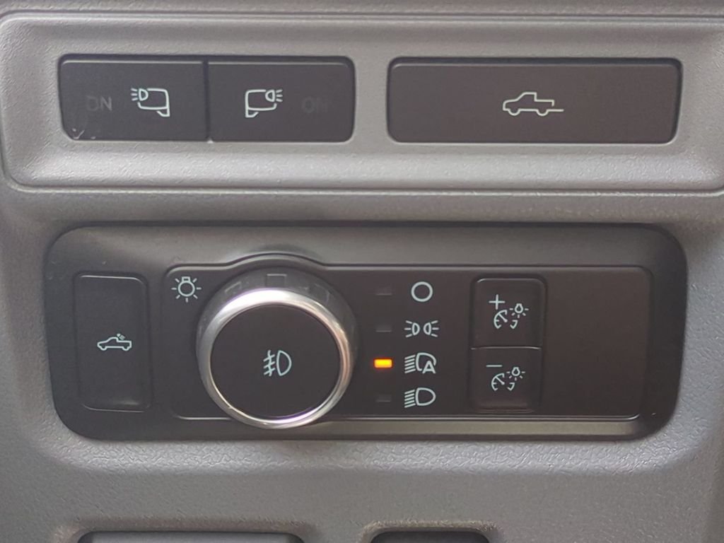 2023 Ford F-150 Lariat - Photo 30