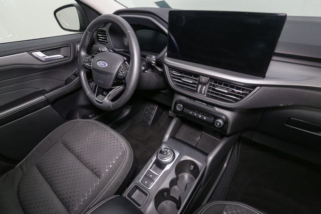 Used 2023 Black Ford Active image 18