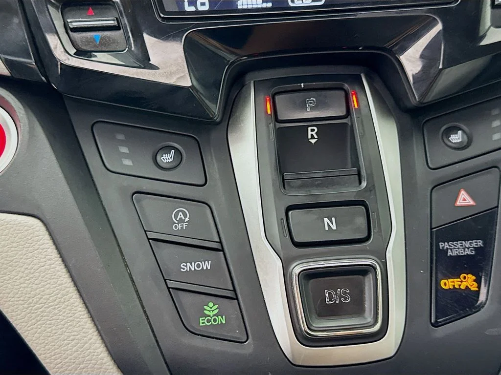 Certified Used 2018 Gray Honda Touring image 22