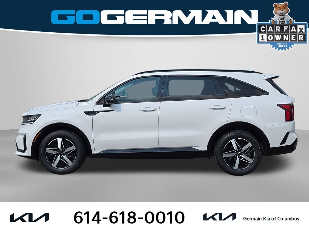 Used 2022 White Kia S image 11