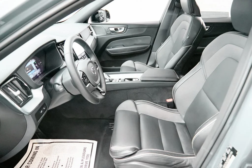 Used 2024 Gray Volvo Ultimate image 14