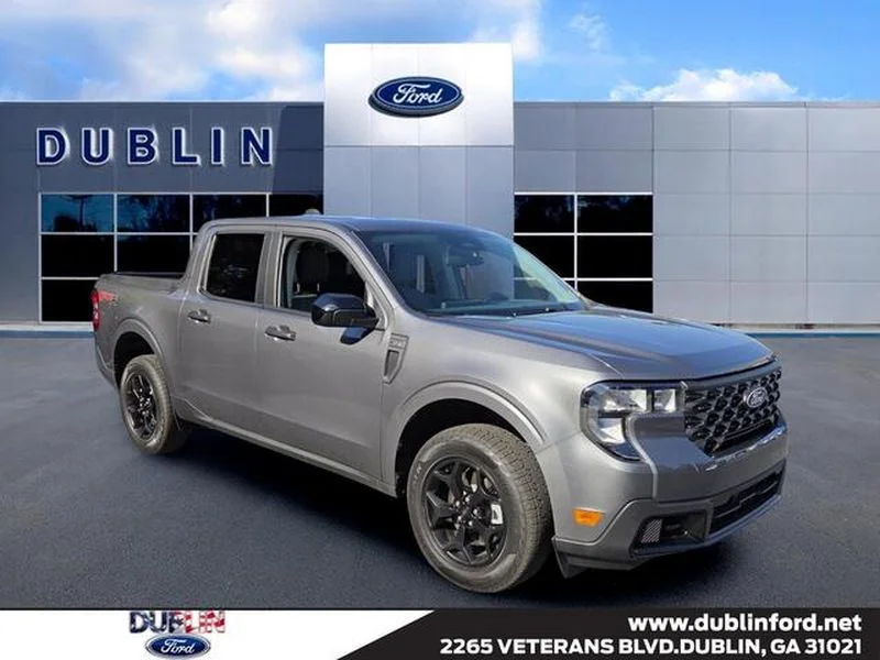 Used 2025 Carbonized Gray Metallic Ford XLT image 1