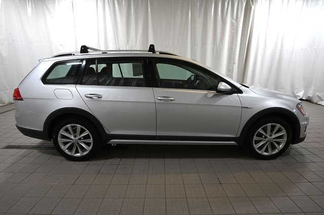 Used 2017 Silver Volkswagen TSI S image 13