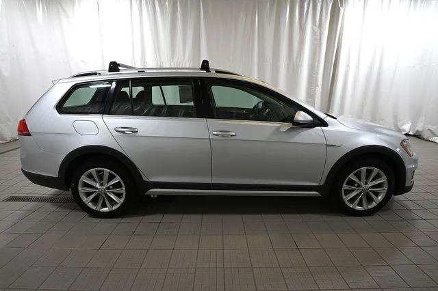 Used 2017 Silver Volkswagen TSI S image 13