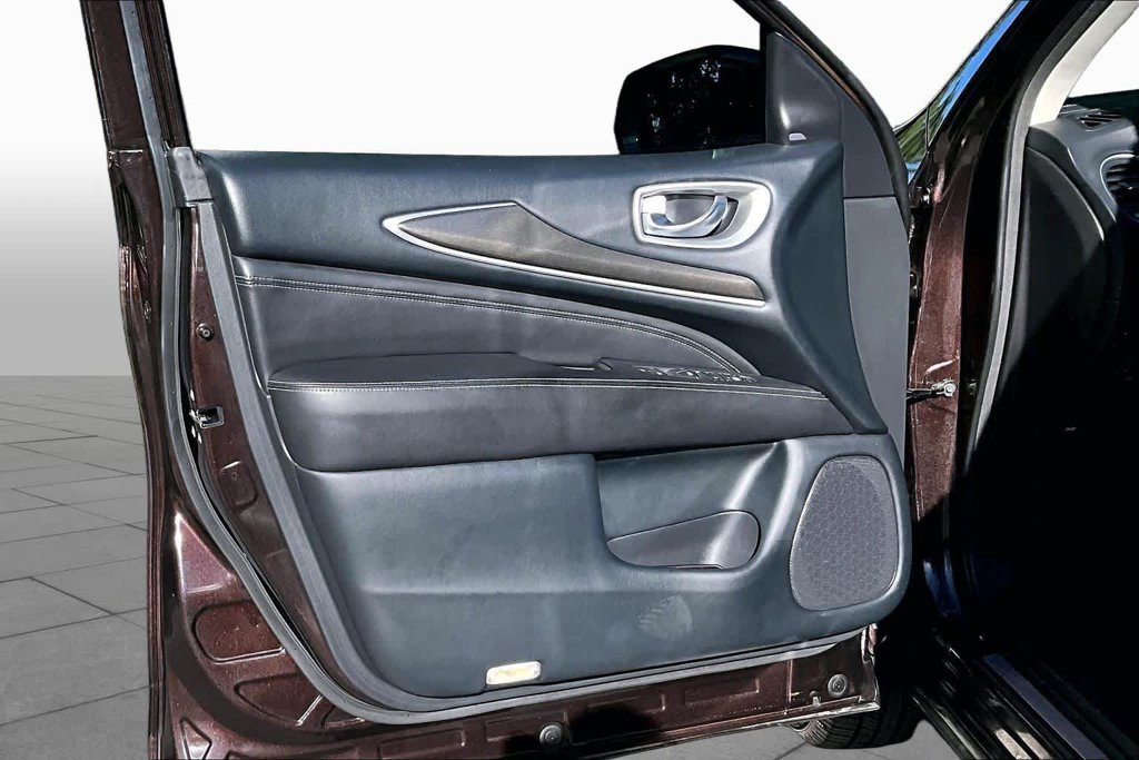Used 2020 Brown INFINITI PURE image 26