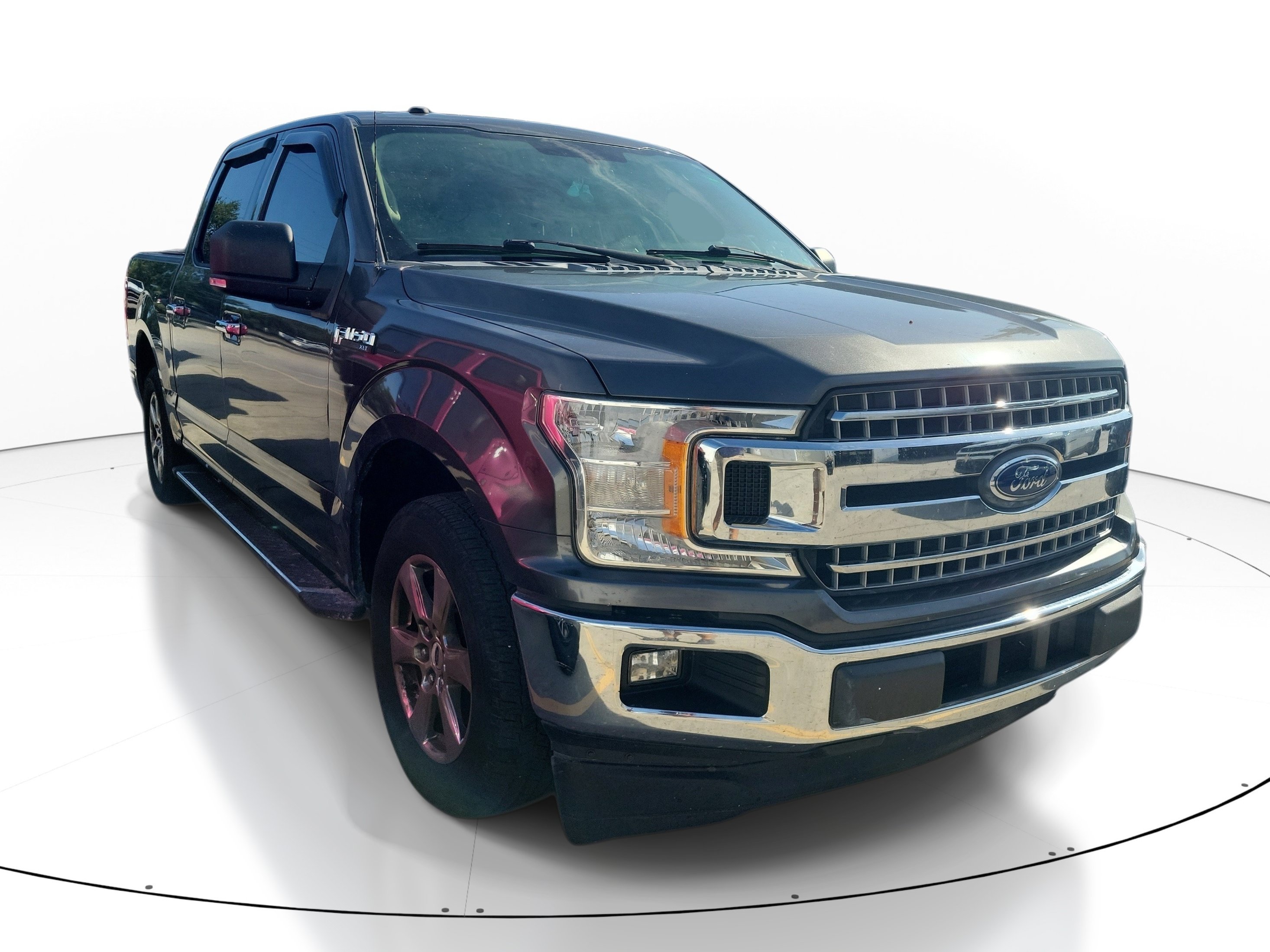 Used 2018 Magnetic Ford XLT image 1