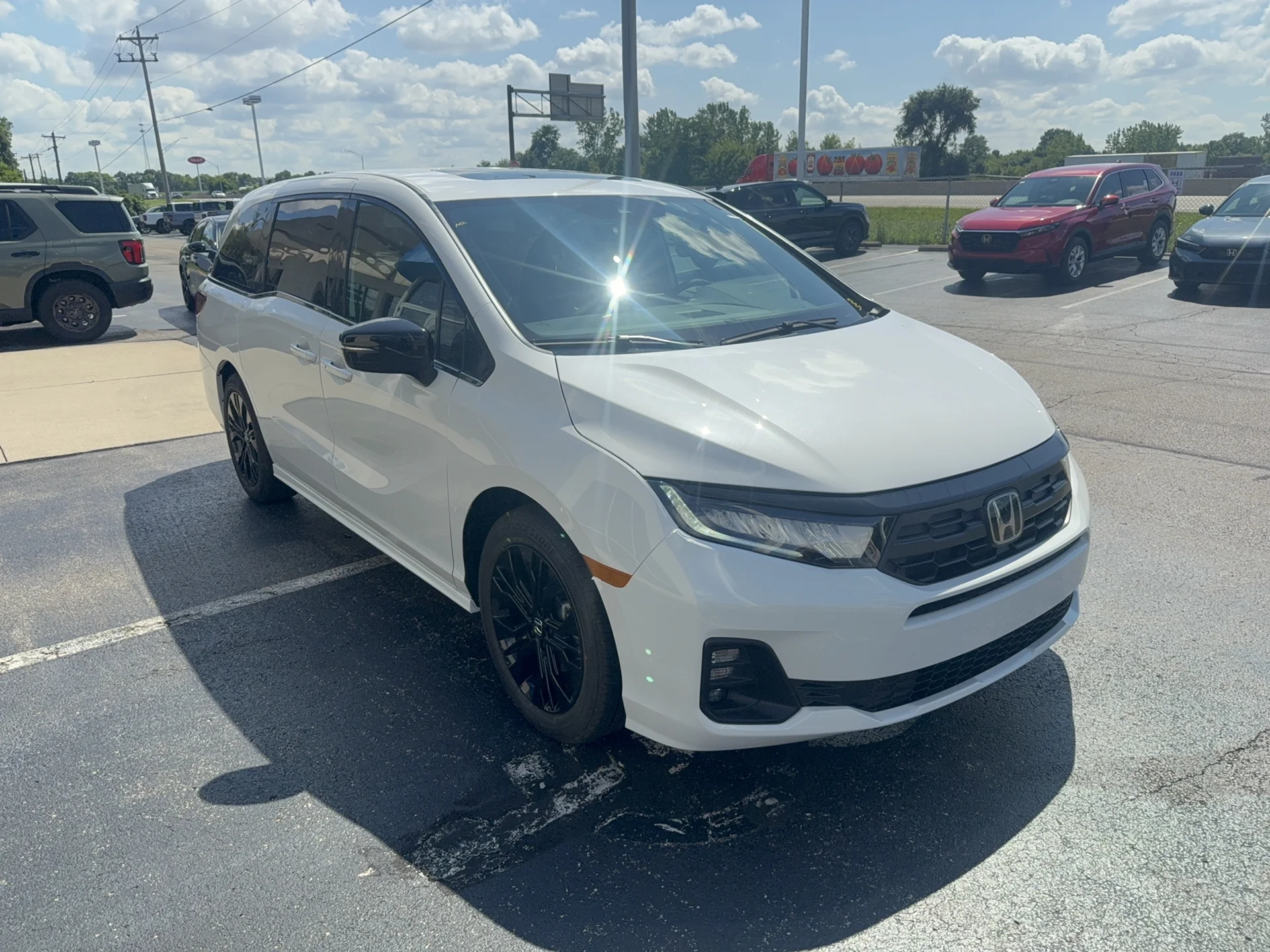 New 2026 Platinum White Pearl Honda Sport-L image 3