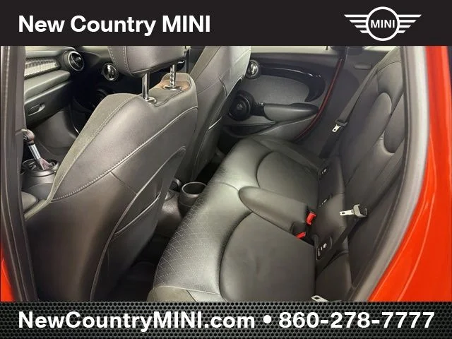 Used 2019 Orange MINI  image 14