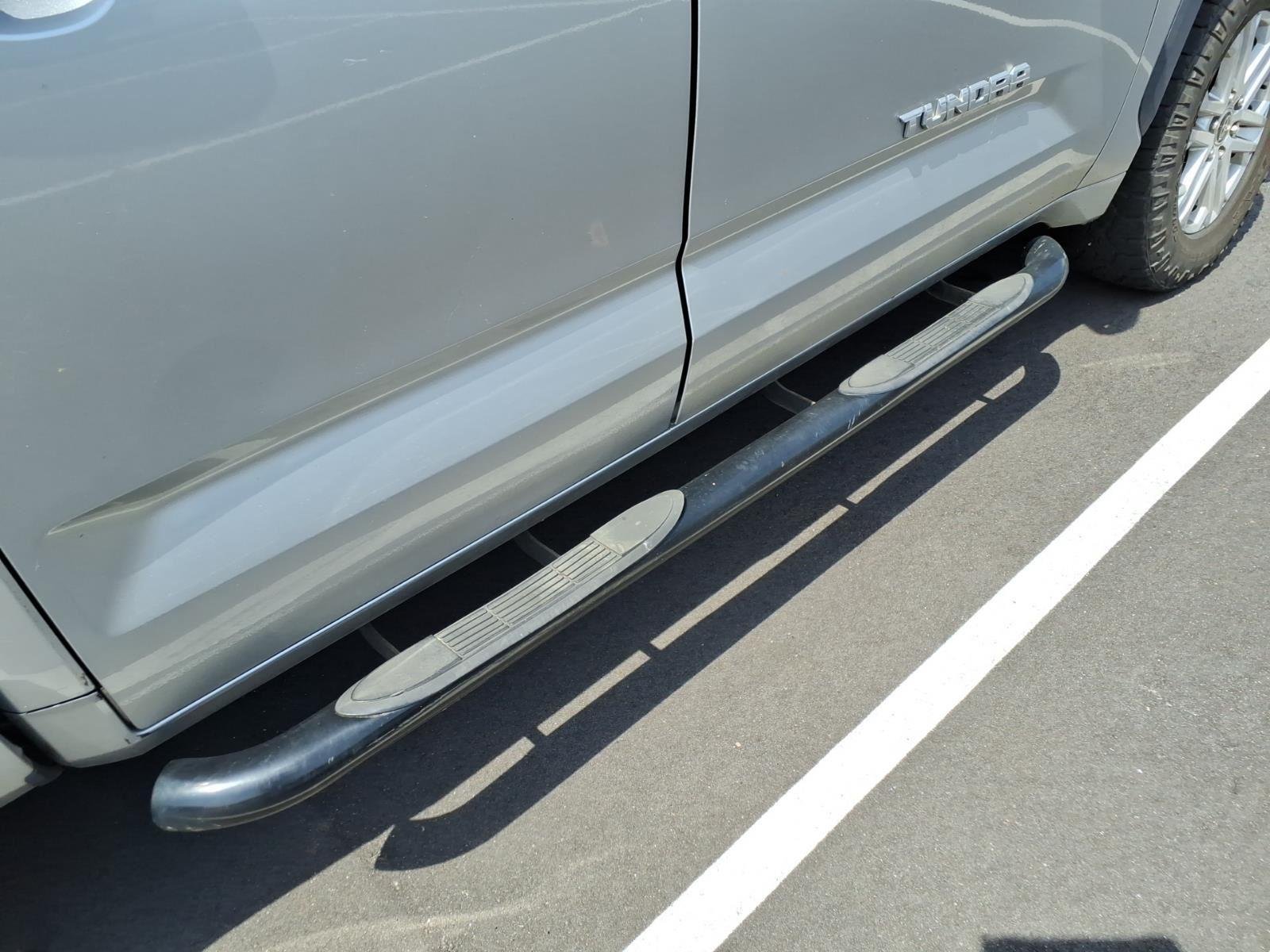 Used 2022  Toyota SR5 image 6