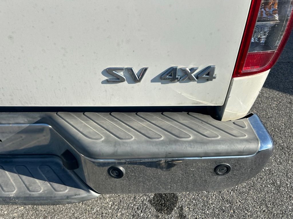 Used 2018 White Nissan SV image 10