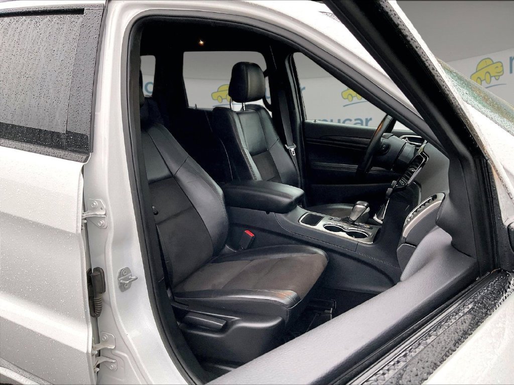 Used 2020 White Jeep Altitude image 11