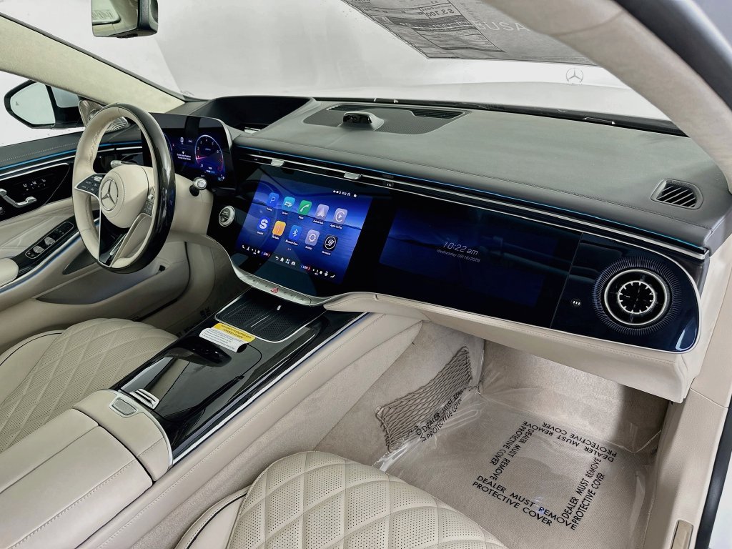 New 2027 MANUFAKTUR Moonlight White Metallic Mercedes-Benz S 580 image 30