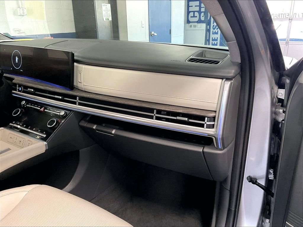 Certified Used 2024 Silver Hyundai Limited image 13