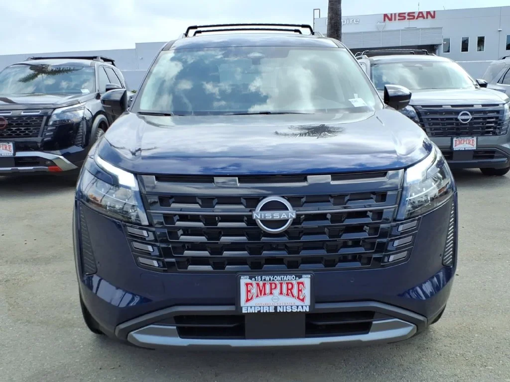 New 2026 Deep Ocean Blue Pearl Nissan SL image 2