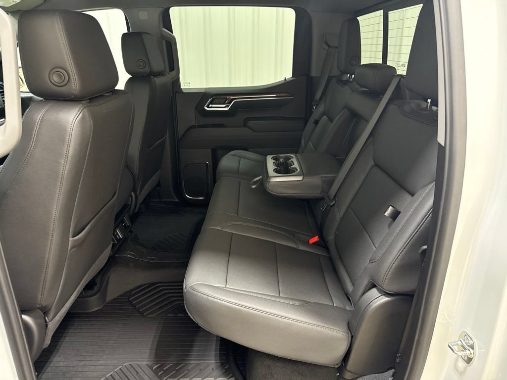 New 2026 Summit White Chevrolet LT image 29
