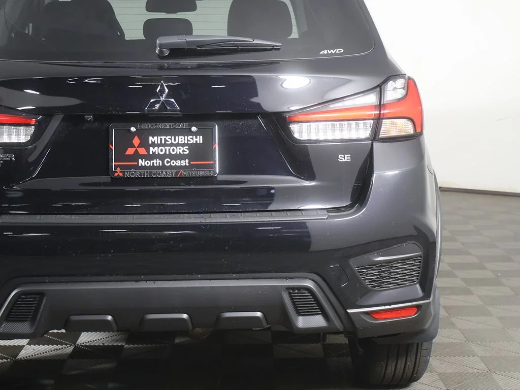 New 2026 Black Mitsubishi 2.0 SE image 14