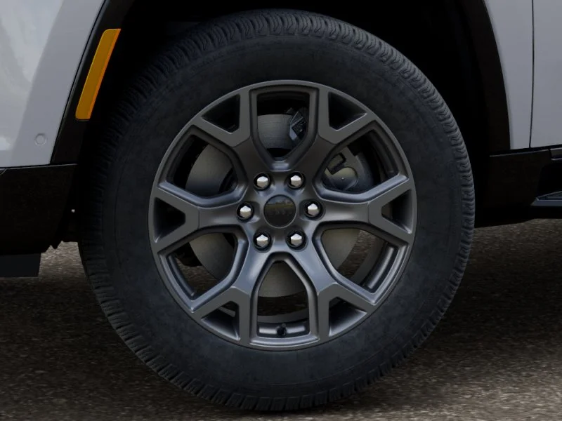 New 2026 Bright White Clear-Coat Exterior Paint Jeep Limited Altitude image 4