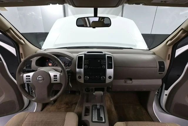 2014 Nissan Frontier SV - Photo 21