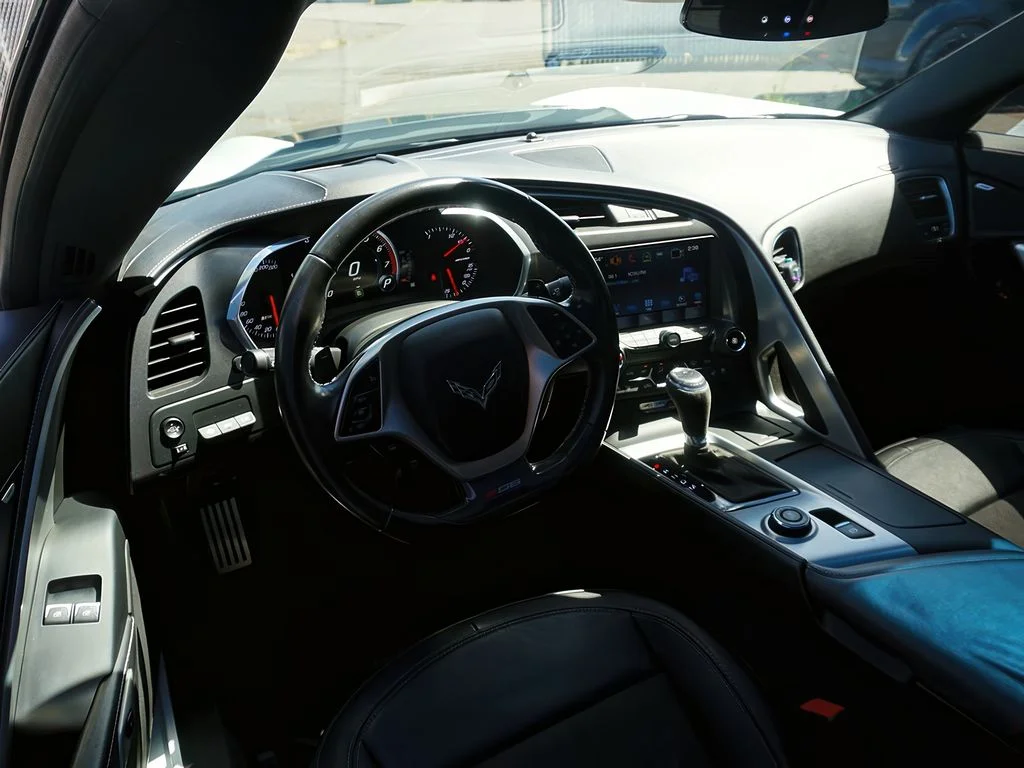2016 Chevrolet Corvette 2LZ - Photo 16