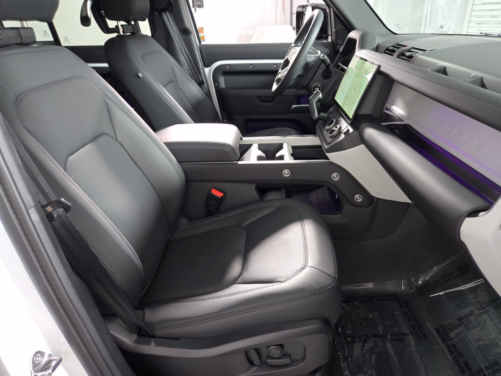 Used 2026 Fuji White Land Rover X-Dynamic SE image 19