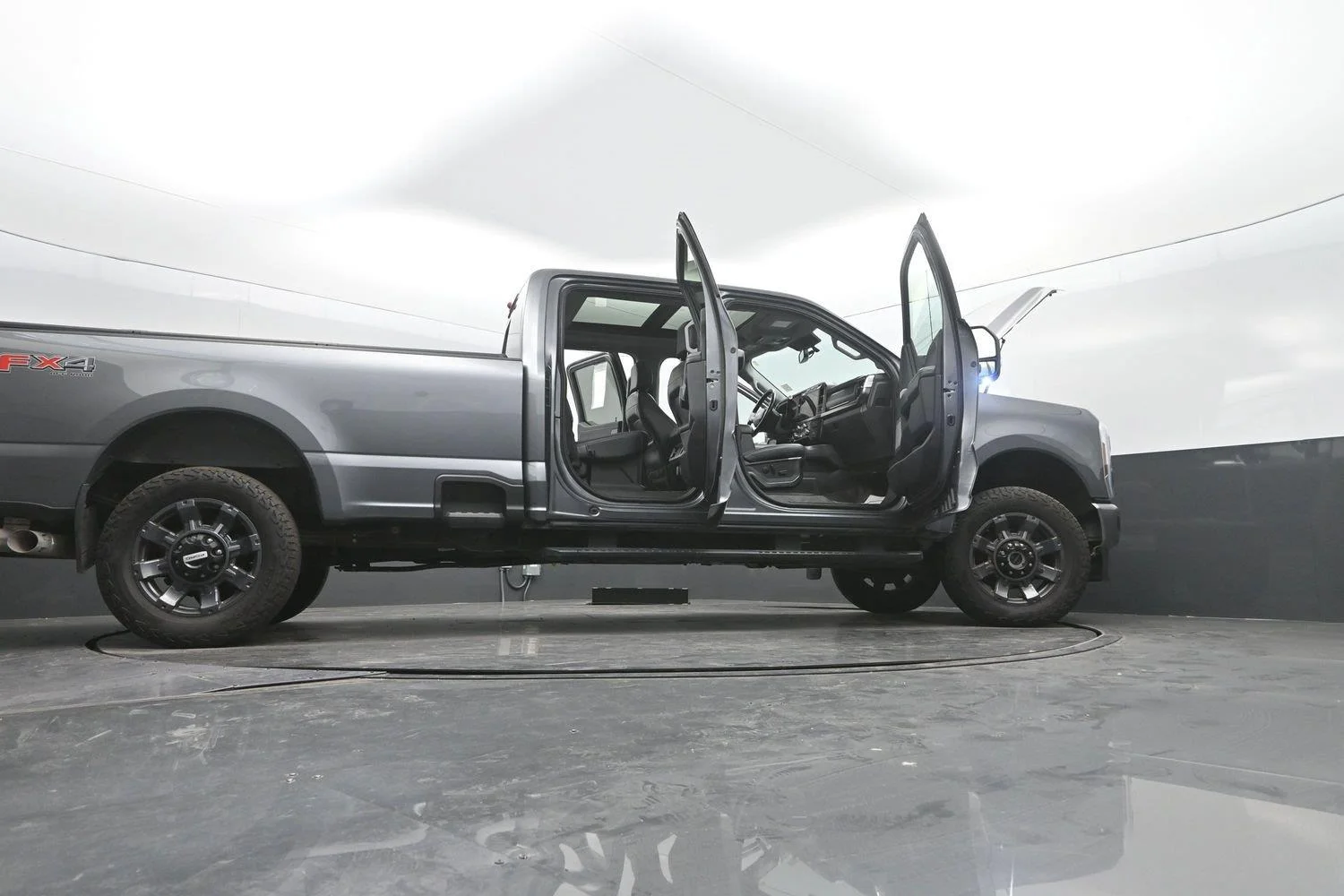 Used 2024 Carbonized Gray Ford LARIAT image 58