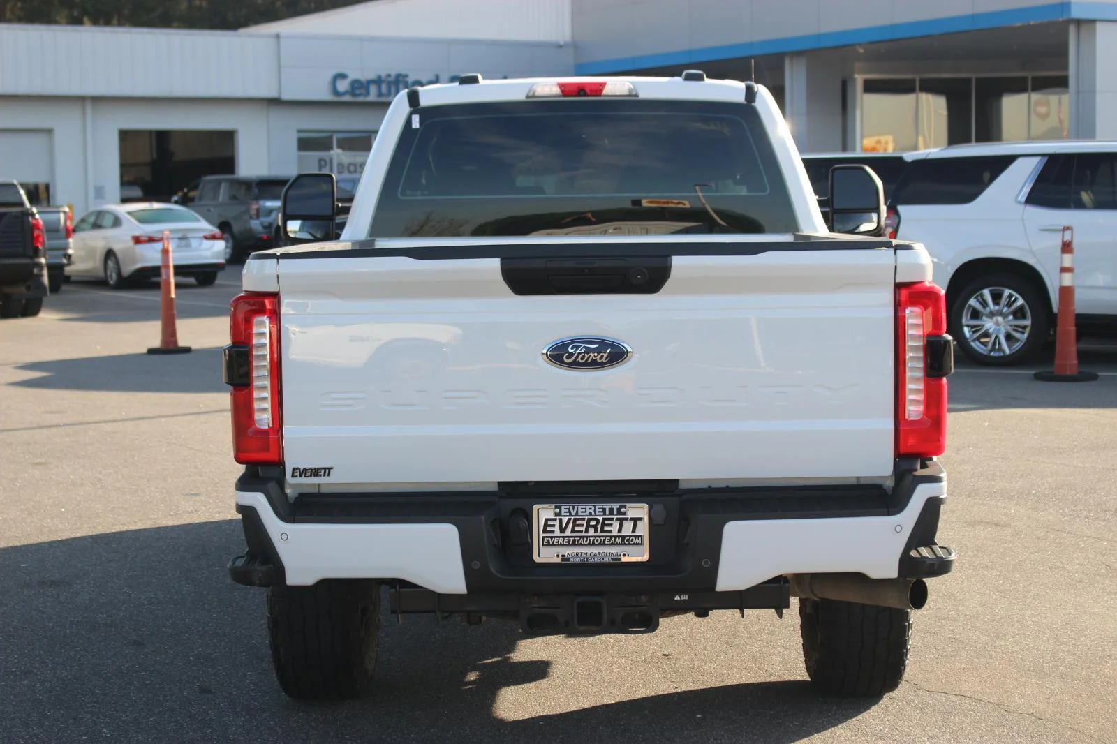 Used 2023 Oxford White Ford XL image 6