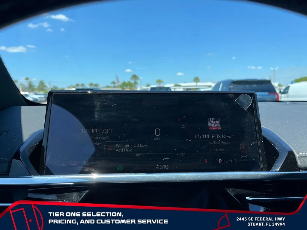 New 2026 Onyx Black GMC Elevation Standard Range image 27