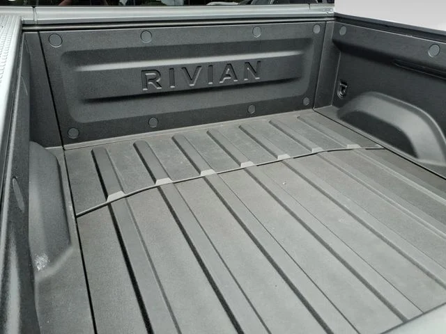 Used 2023 Green Rivian Adventure image 11