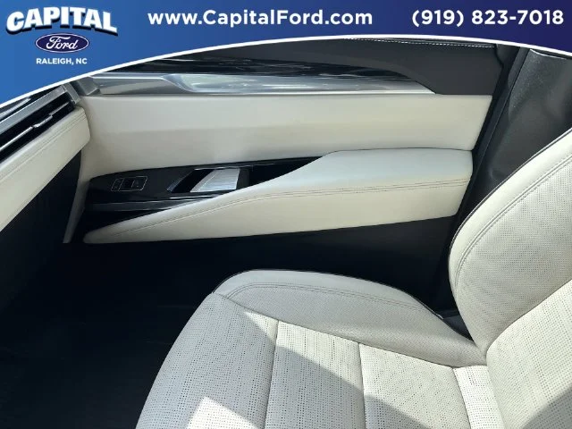 Used 2026 Green Cadillac Sport image 29