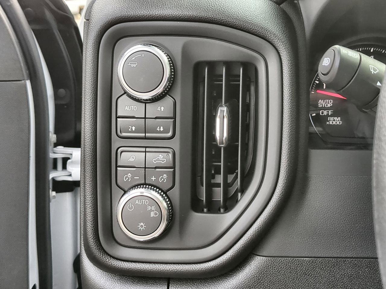 2026 GMC Sierra 1500 Pro - Photo 17