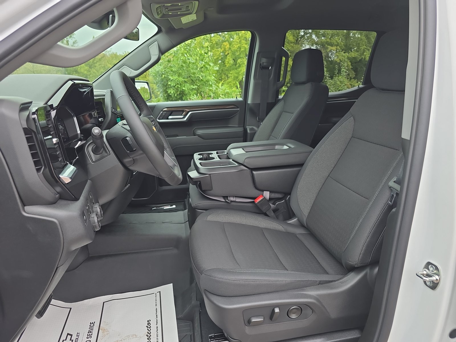 New 2026 Summit White Chevrolet LT image 9