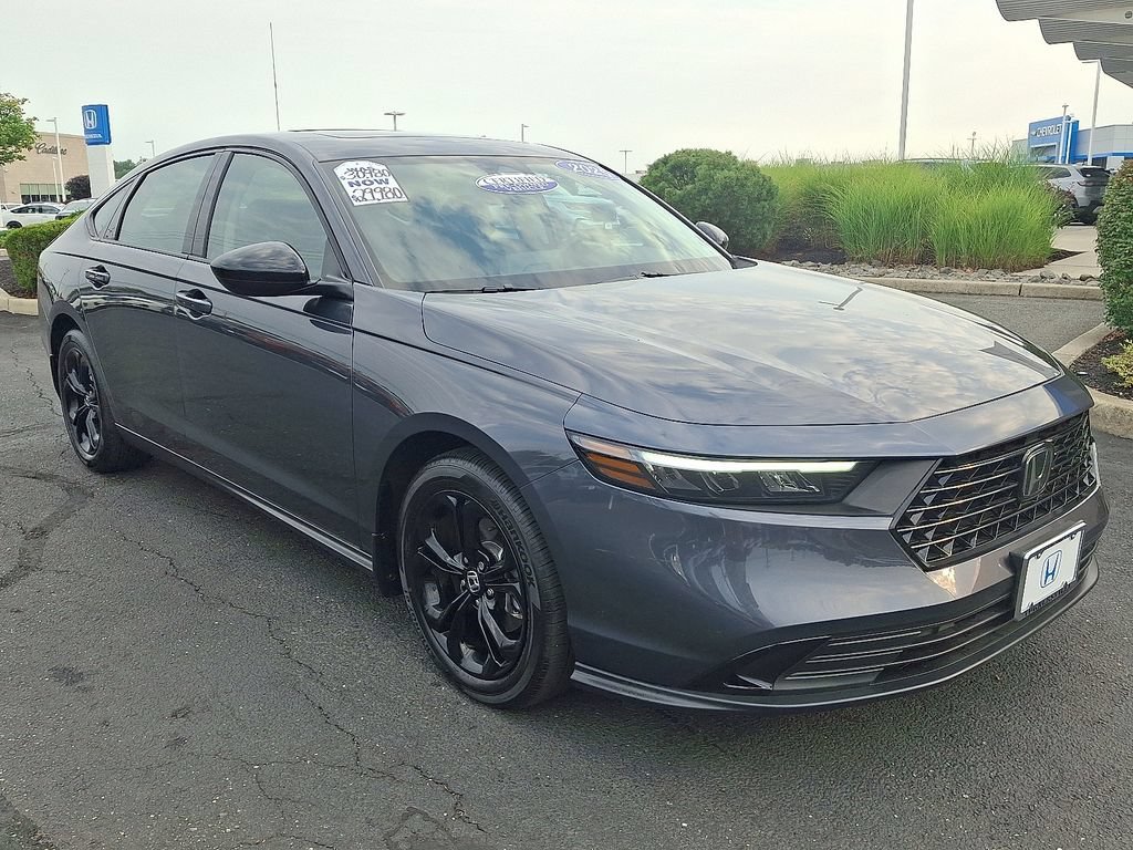 2025 Honda Accord SE - Photo 34