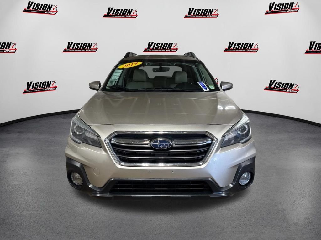Used 2019 Gray Subaru 2.5i image 2