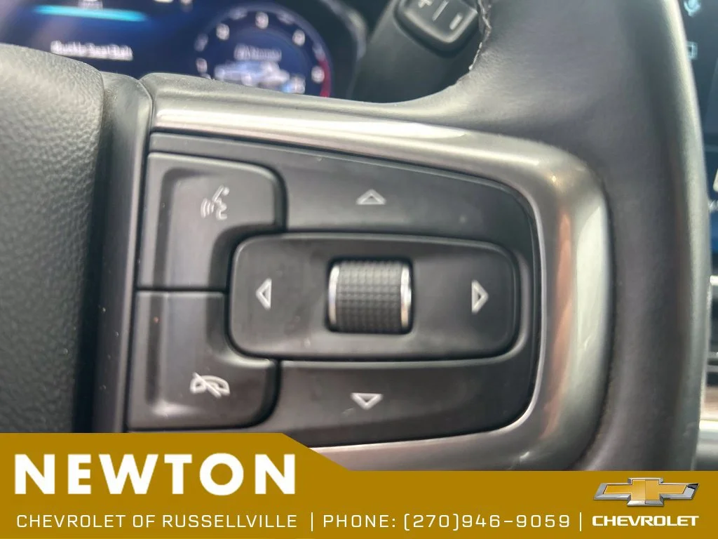 Used 2025 Black Chevrolet LT image 14