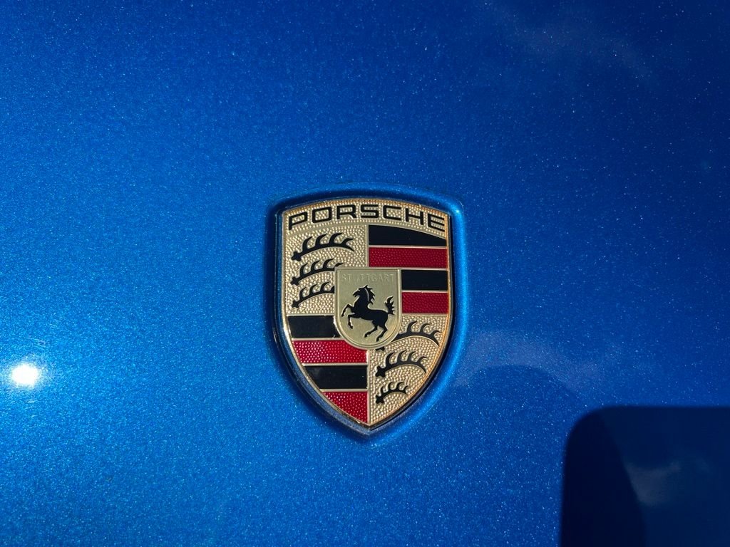 Used 2017  Porsche GTS image 6