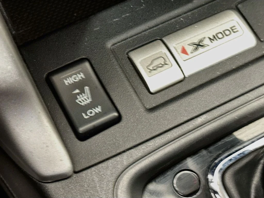 Used 2015 Silver Subaru 2.5i Touring image 24
