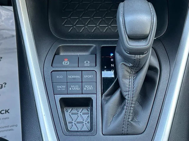 Used 2024 Silver Toyota XLE image 59