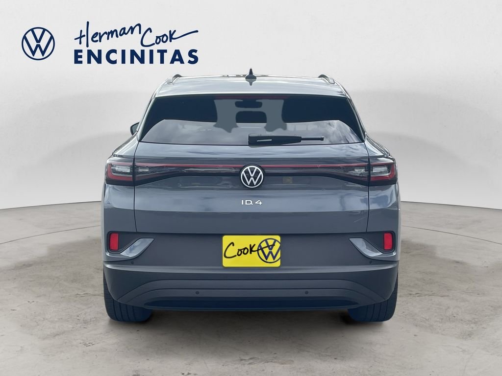 Certified Used 2023 Black Volkswagen Pro S image 4