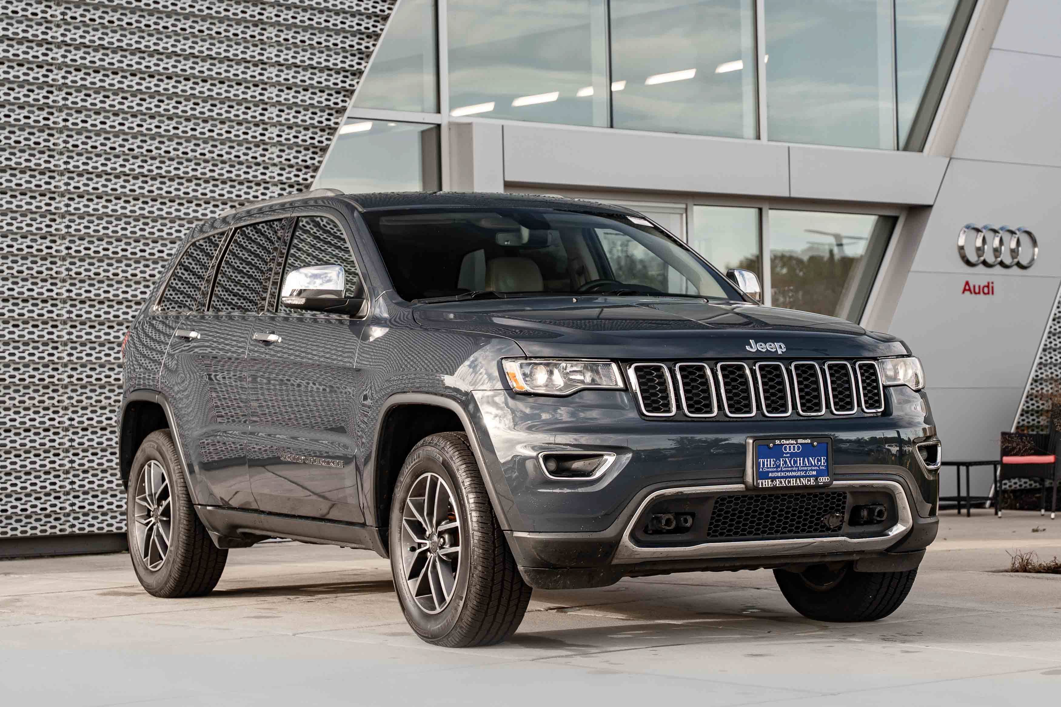 Used 2019 Slate Blue Pearlcoat Jeep Limited image 1