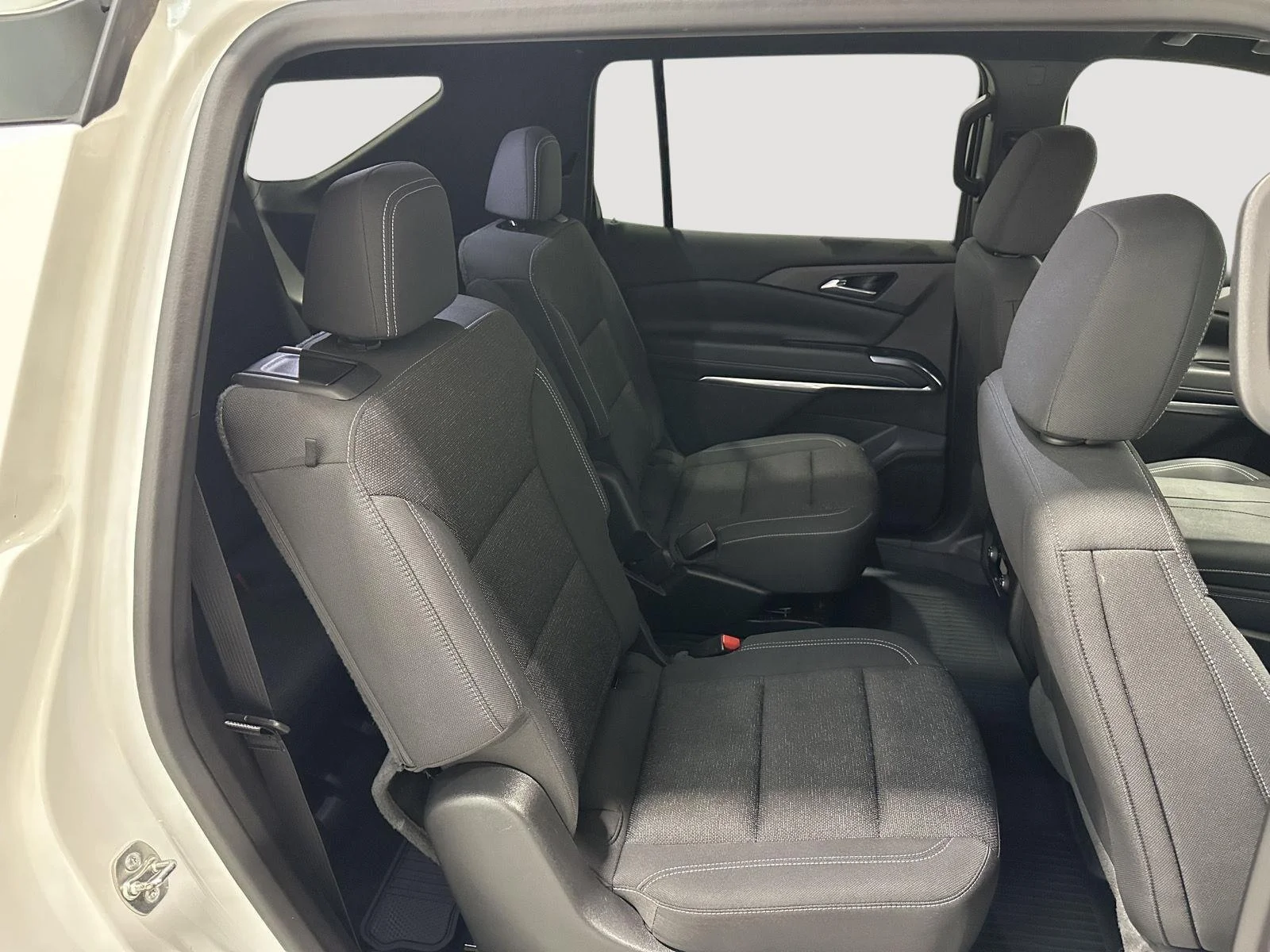 Used 2024 Summit White Chevrolet LT image 25