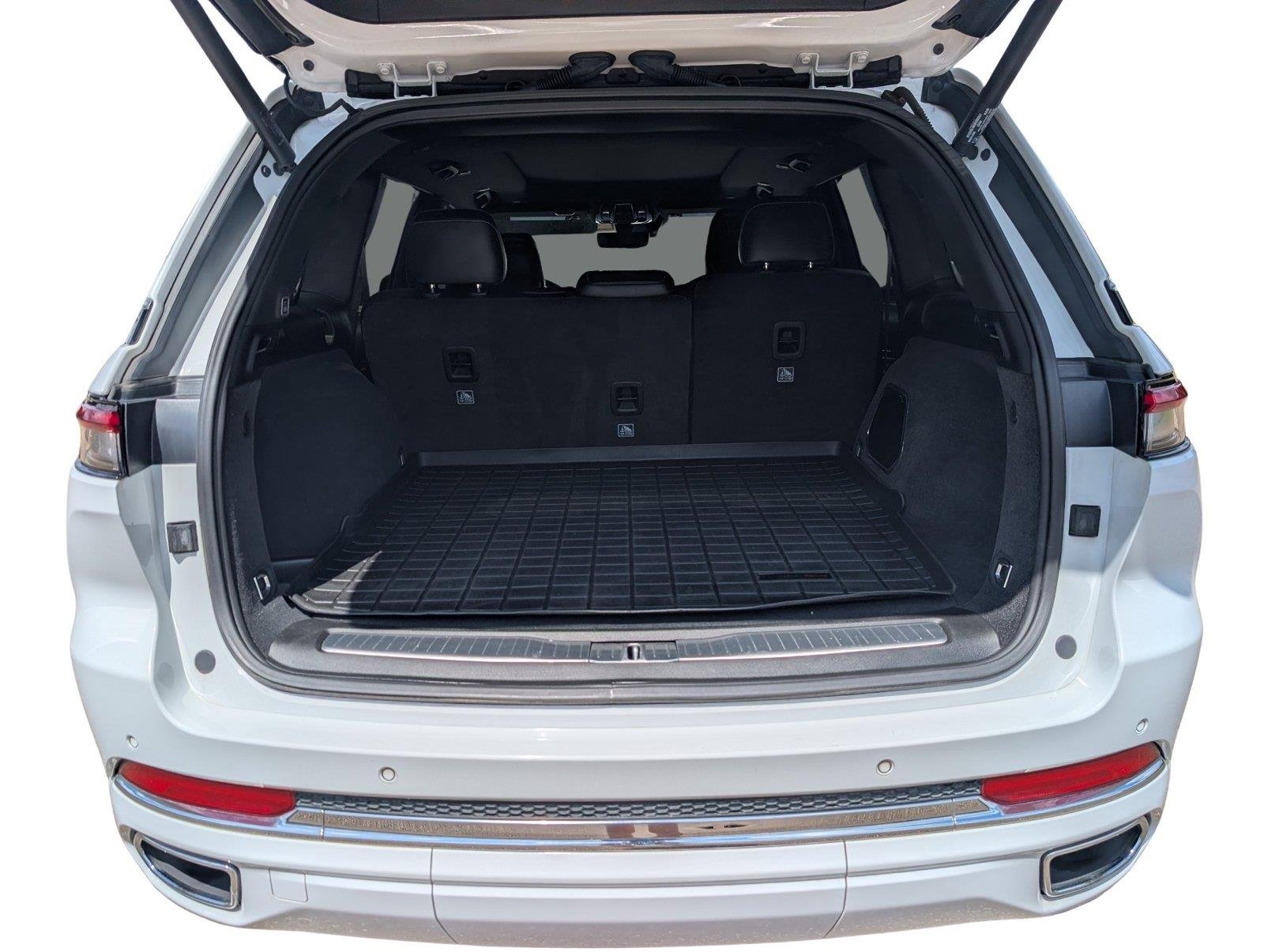 Used 2023 Bright White Clearcoat Jeep Overland image 40