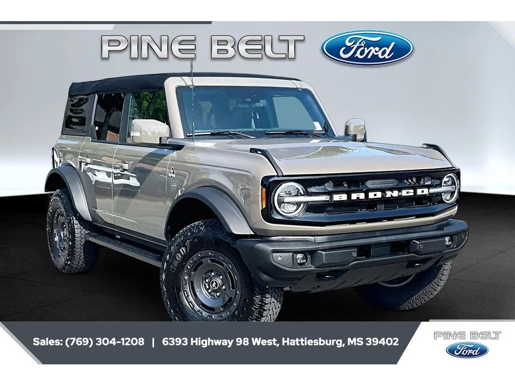 Used 2025 Marsh Gray Ford Outer Banks image 1