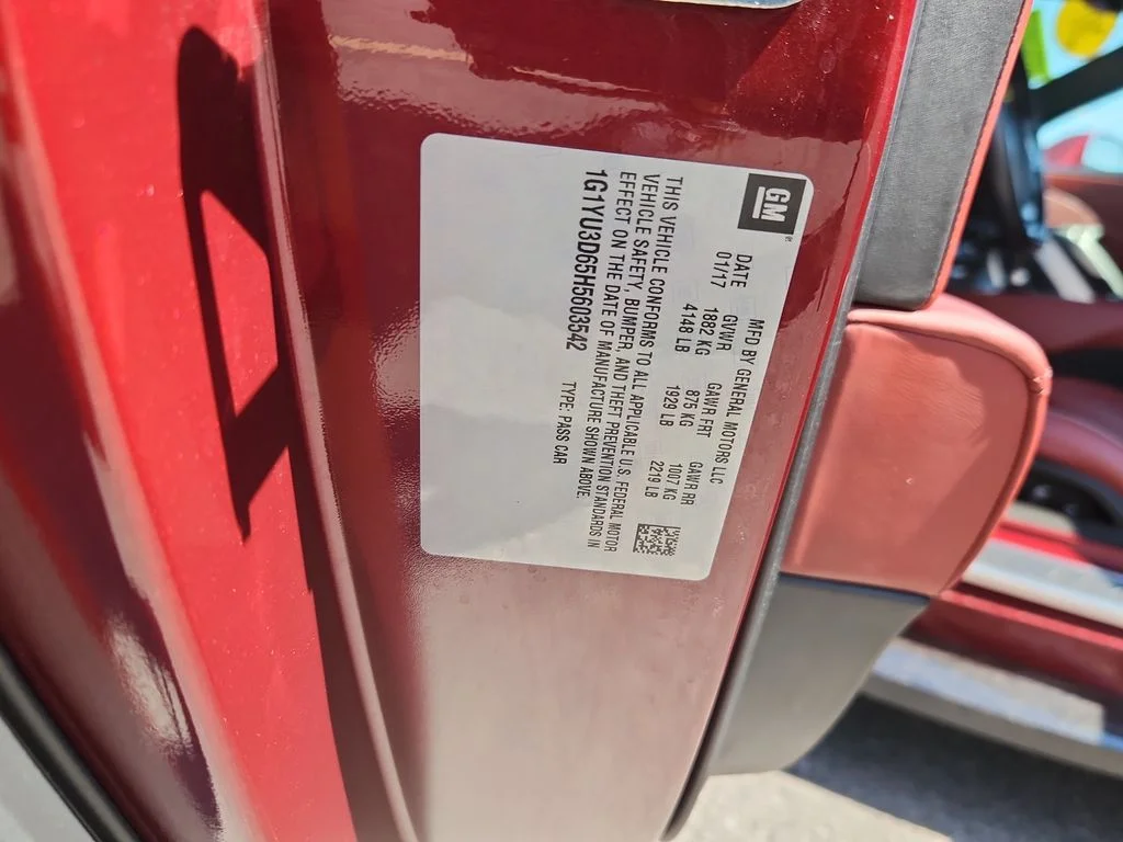 Used 2017 Red Chevrolet Z06 image 17