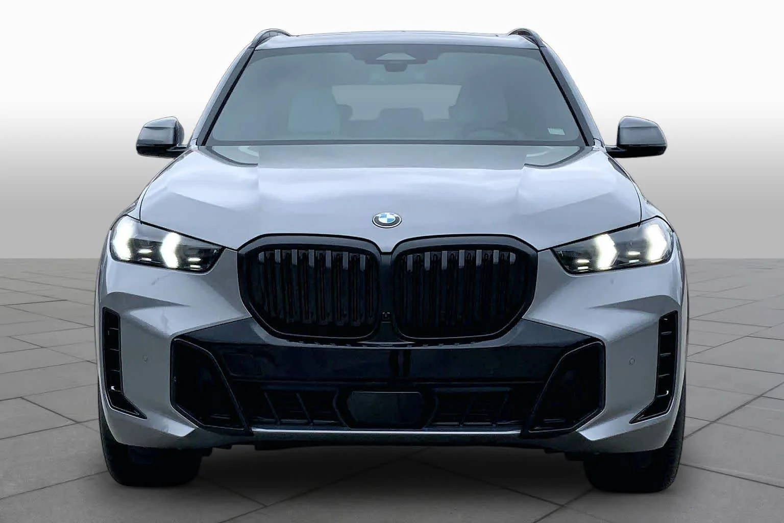 New 2026 Skyscraper Grey Metallic BMW xDrive40i image 3