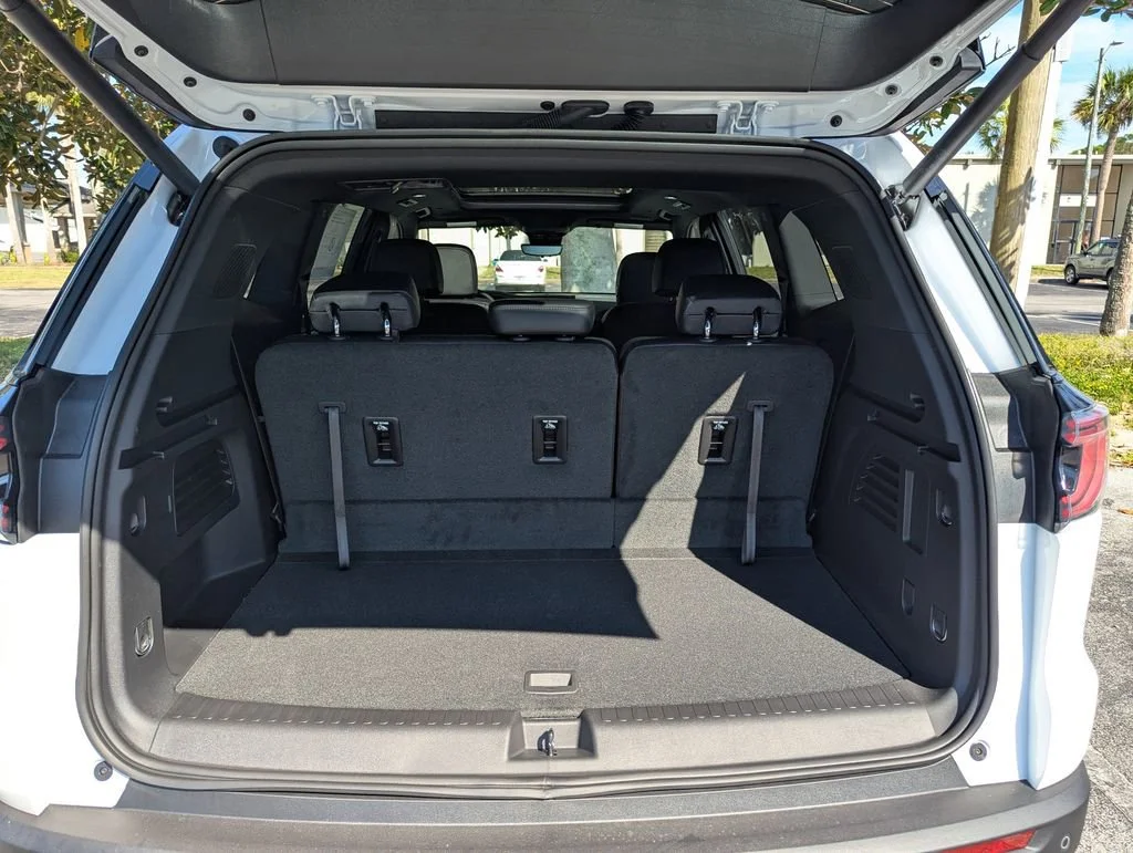 2026 GMC Acadia Elevation - Photo 32