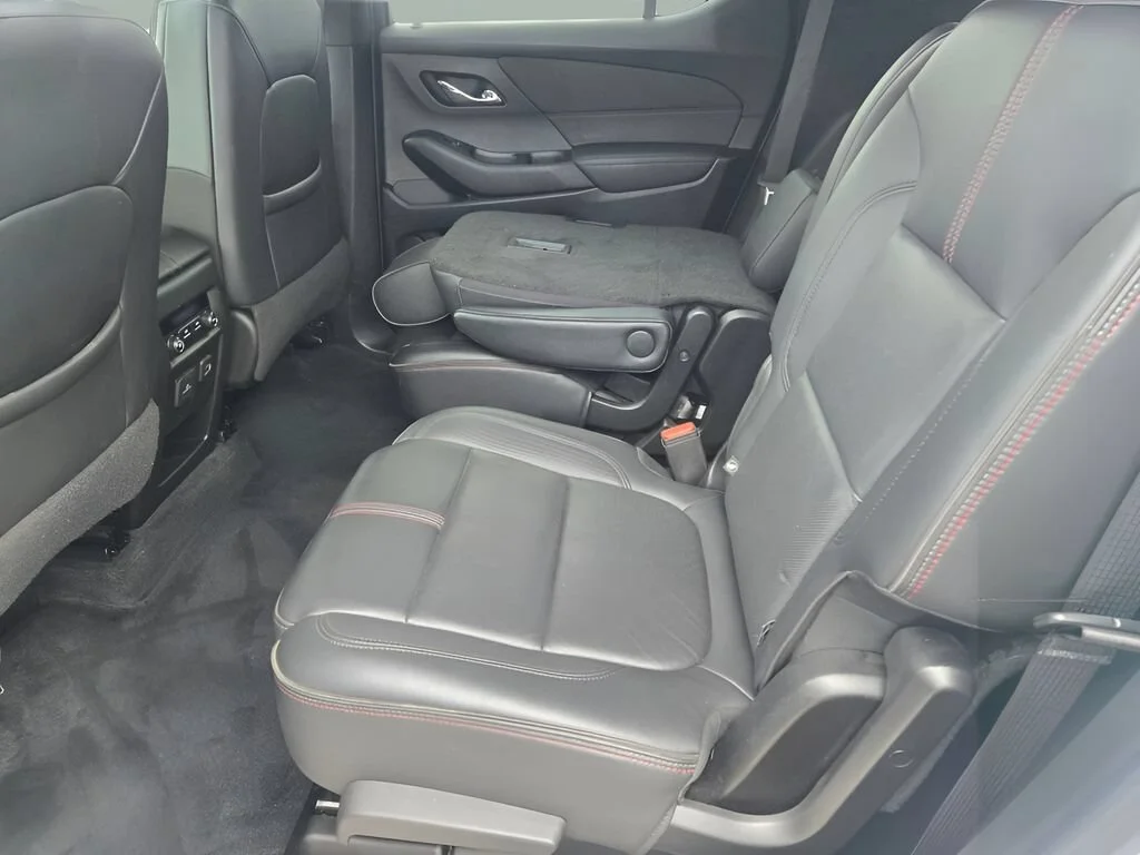 Certified Used 2022 SUMMIT WHITE Chevrolet RS image 15